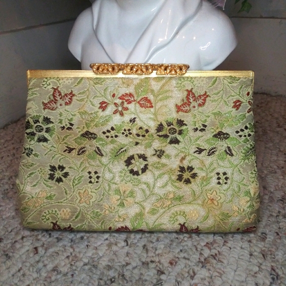 Vintage Jeweled Clasp Green Floral Brocade Convertible Chain Strap Clutch Purse - Picture 15 of 15